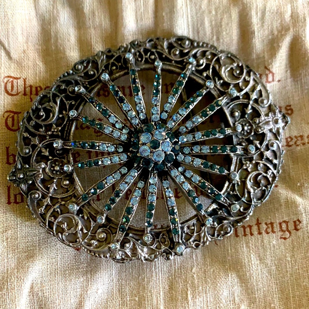 Vintage belt buckle